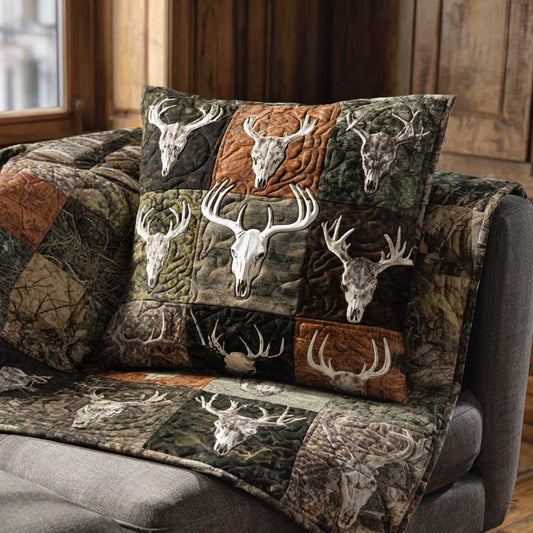 DEERHAVEN | RUSTIC DEER PATCHWORK QUILTED CUSHION COVER