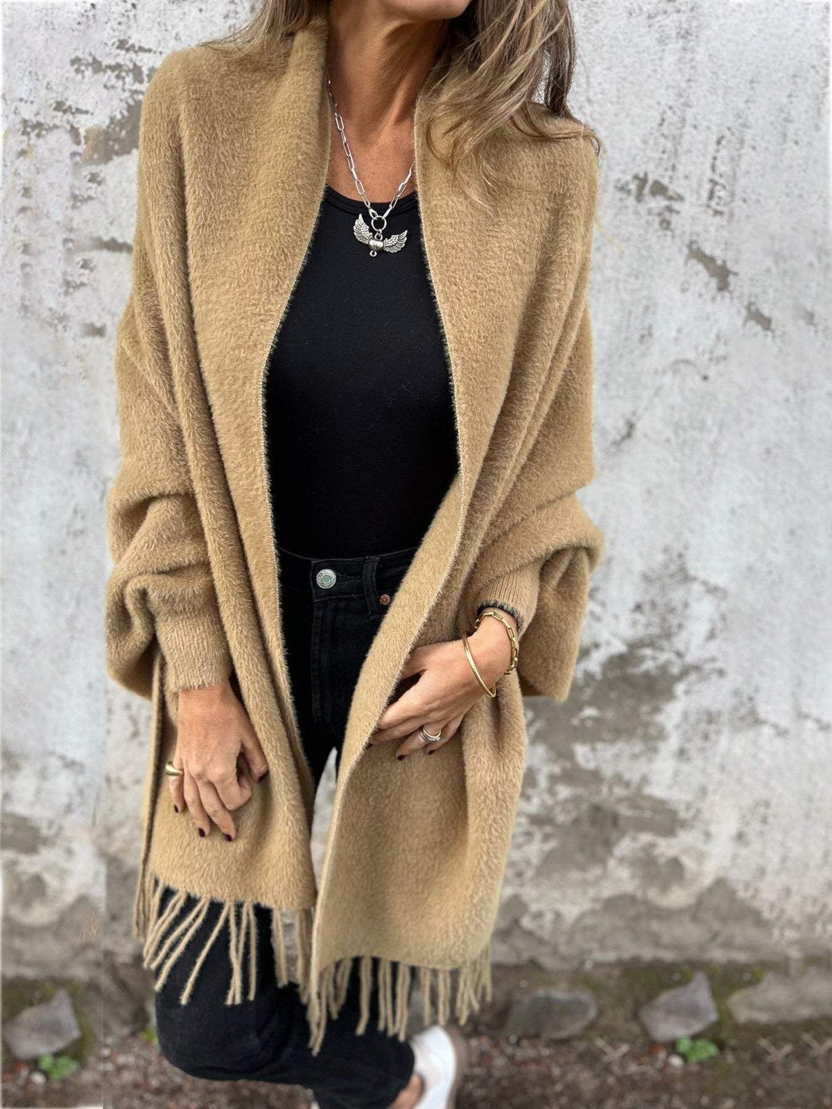 LORRAINE | FUZZY WRAP WITH SLEEVES